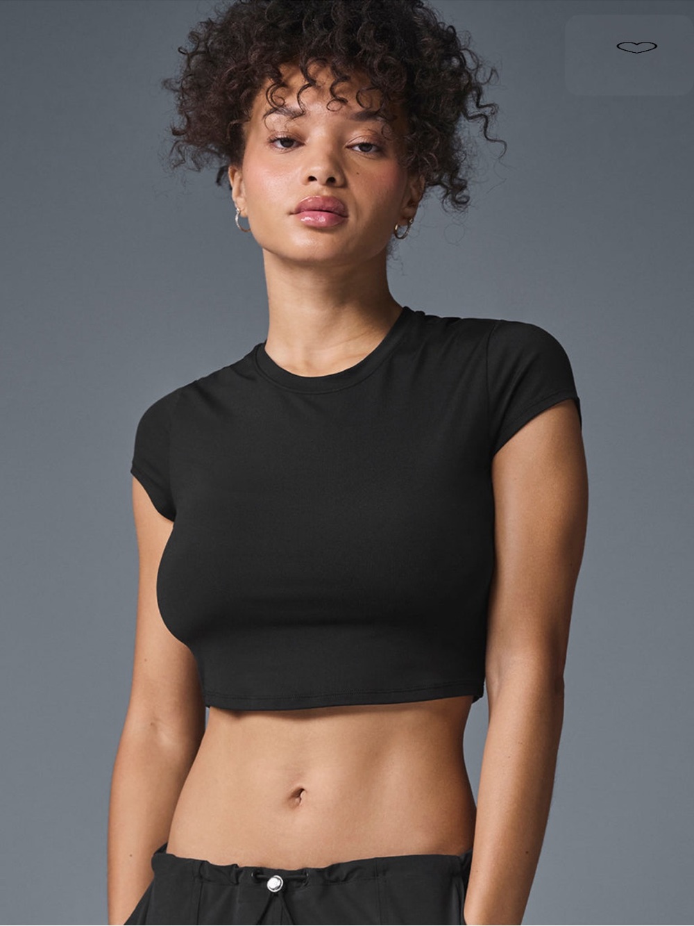 alo yoga crop finesse short sleeve in black size S